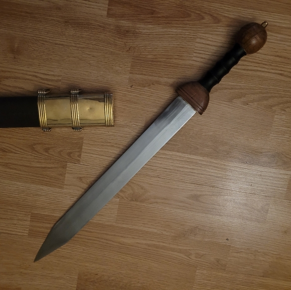 Sword, ancient design. If interested, make an offer. - Picture 4 of 8